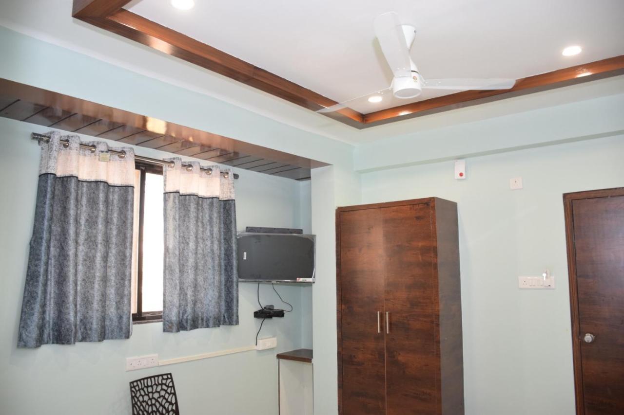 Shankar Residency, Akkalkot Akalkot Exteriér fotografie